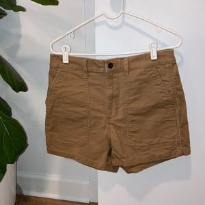 Madewell Shorts, Size 29. Very soft and comfortable. 98% cotton, 2% elastane.